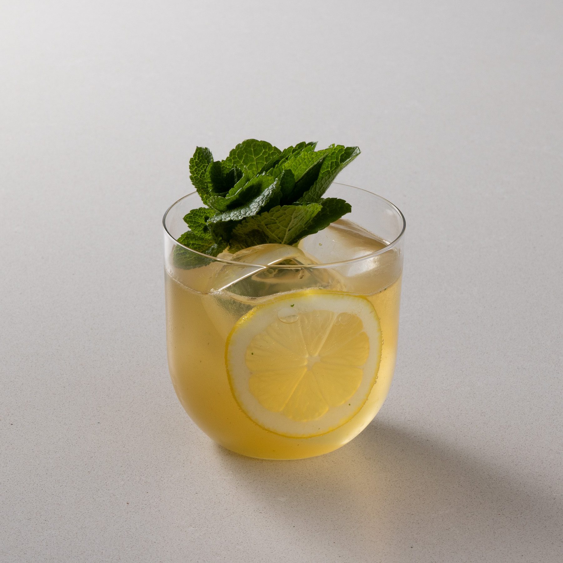 Whiskey Smash cocktail